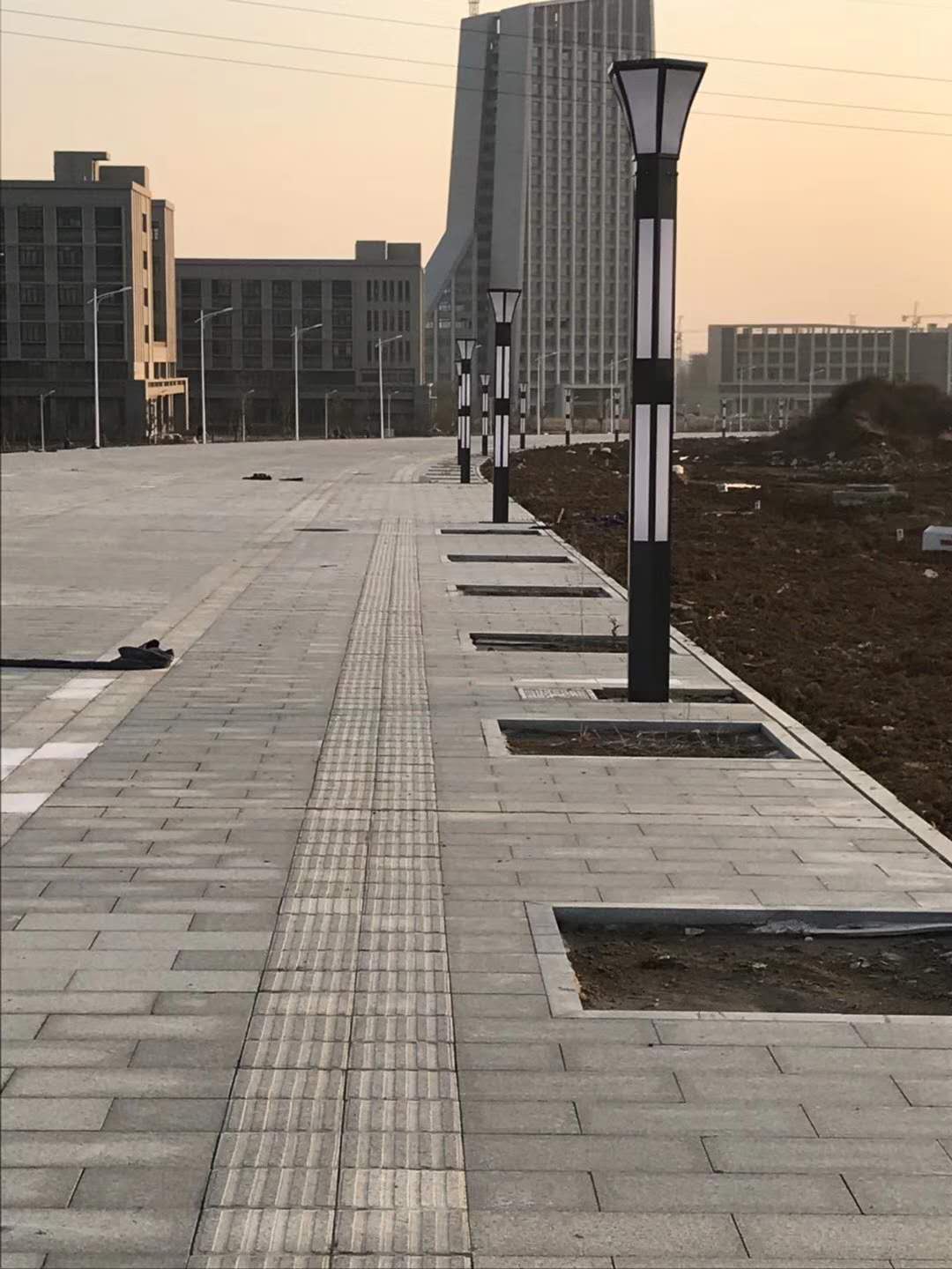 LED路燈、庭院燈、景觀(guān)燈_ led路燈價(jià)格